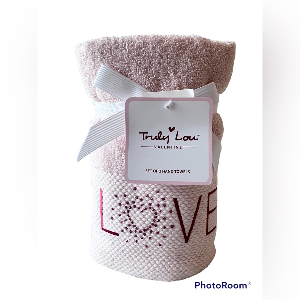 Pink Red Rhinestone Love Truly Lou Hand Towels Towel Set Glam Bling Valentine’s